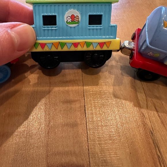 Thomas The Train Easter Sodor Egg Hunt Die Cast Magnetic  *Read* - Picture 3 of 5